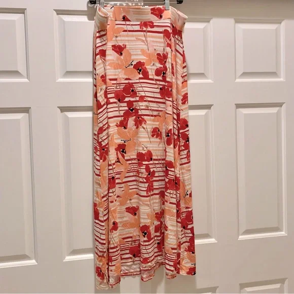 Lane Bryant maxi floral skirt jersey knit, women’s plus size 18/20 - Picture 2 of 4